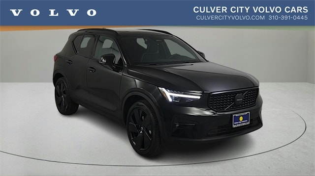 2026 Volvo XC40 Ultra Black Edition's photo