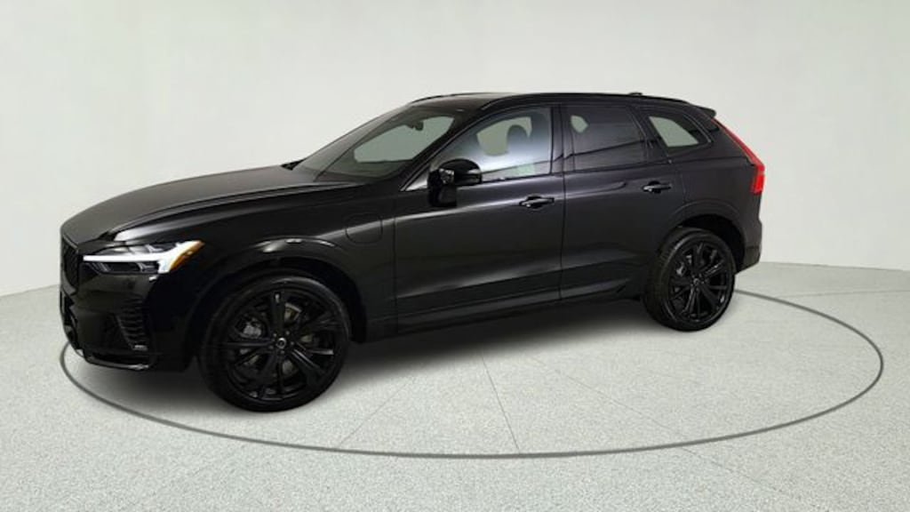 New 2026 Volvo XC60 plug-in hybrid T8 Ultra Black Edition SUV