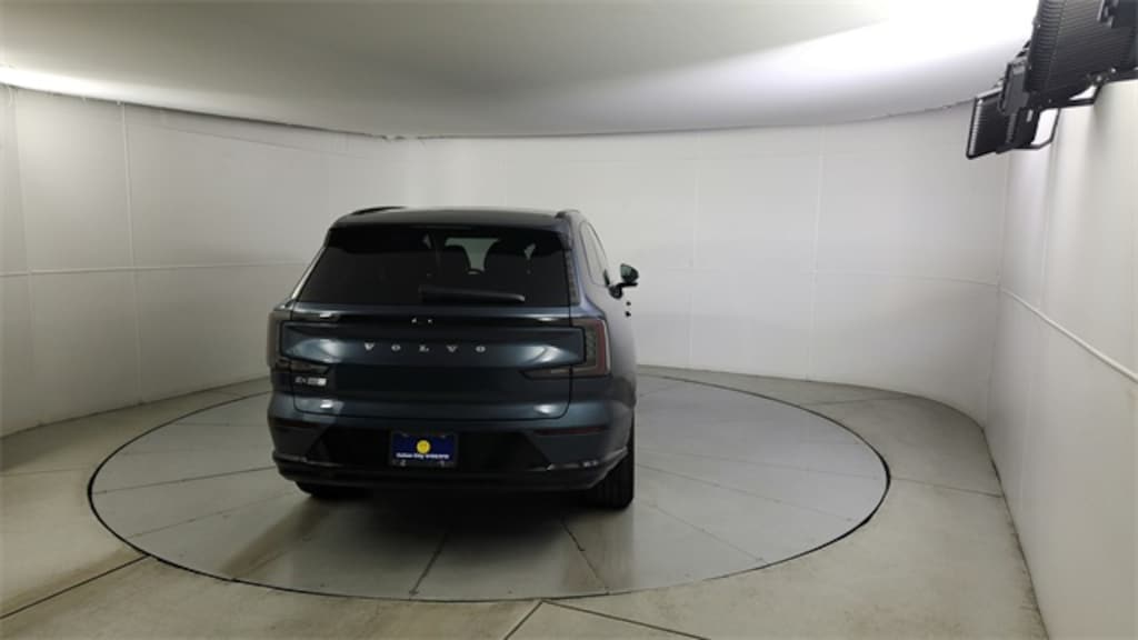 Certified 2025 Volvo EX90 Twin Motor Performance Ultra 7-Seater SUV
