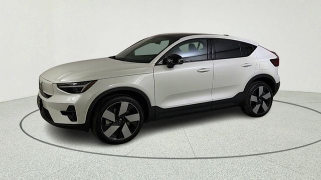 2023 Volvo C40 Recharge Pure Electric Twin Ultimate photo 2