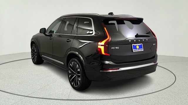 2026 Volvo XC90 B5 Plus 7-Seater photo 3