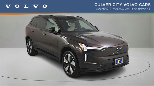 2025 Volvo EX90 Plus's photo