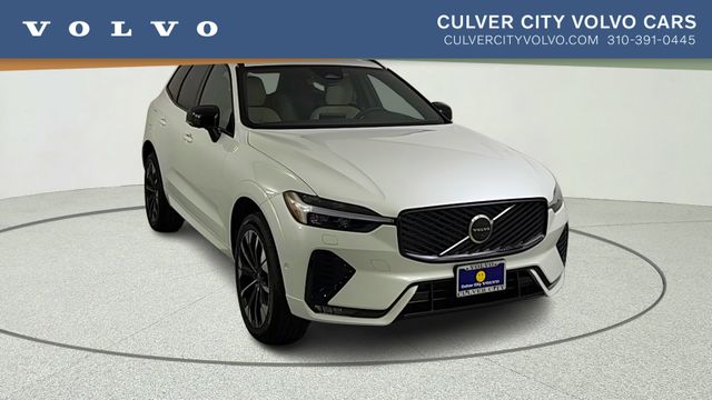 2026 Volvo XC60 B5 Plus Dark AWD's photo