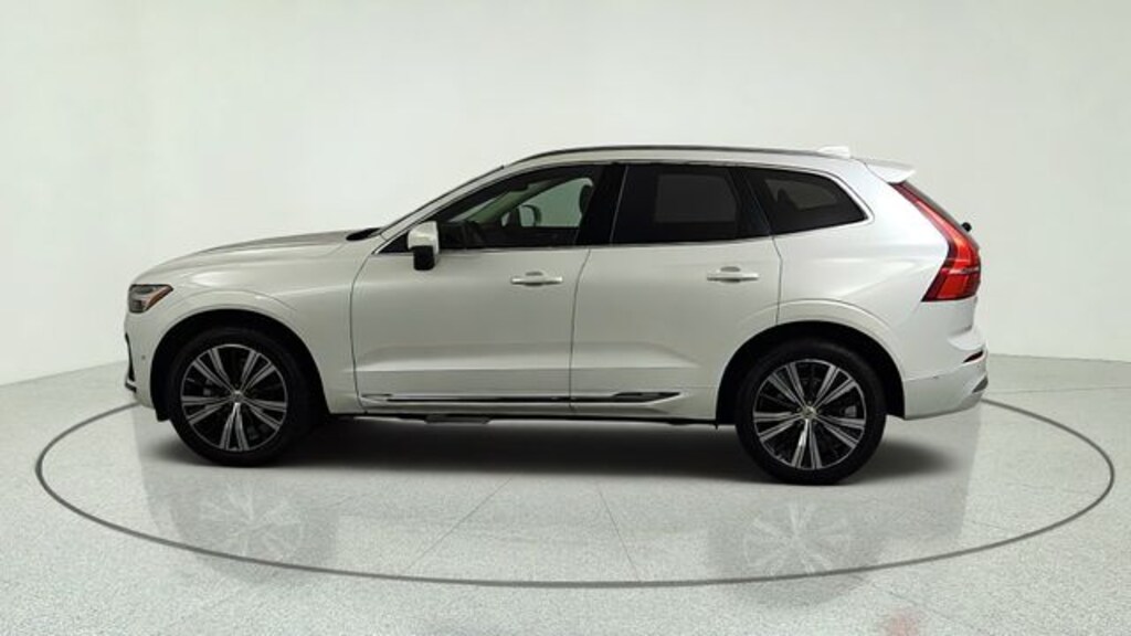Used 2023 Volvo XC60 B5 FWD Ultimate Bright SUV