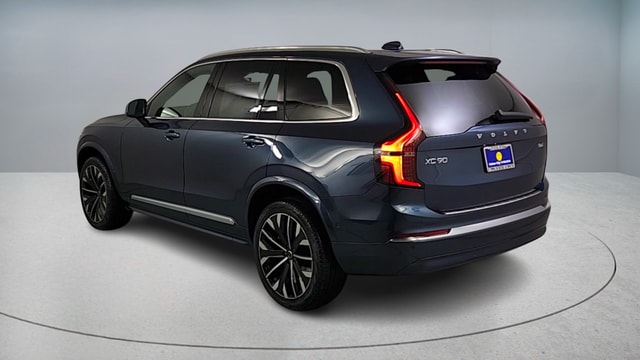2026 Volvo XC90 B6 Plus 7-Seater photo 4