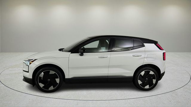2026 Volvo EX30 Twin Motor Plus photo 6