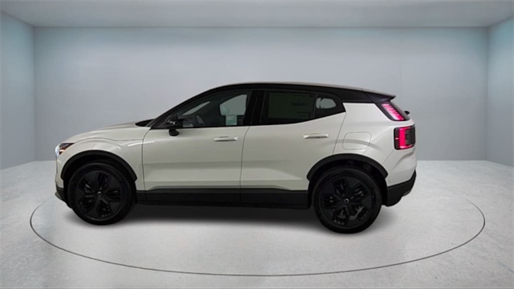 New 2026 Volvo EX30 Twin Motor Cross Country Ultra SUV