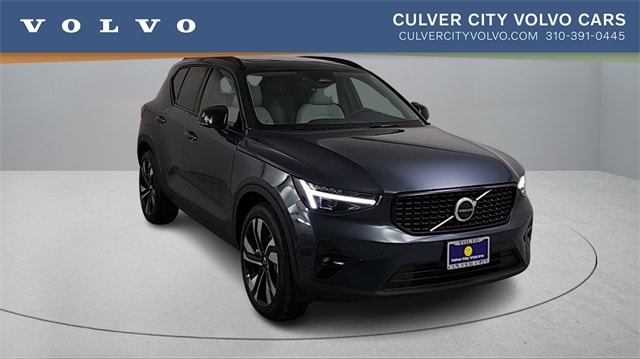 2026 Volvo XC40 Plus's photo