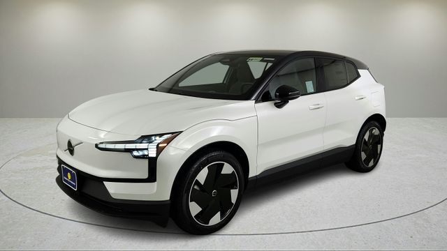 2026 Volvo EX30 Twin Motor Plus photo 3