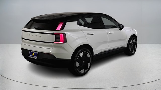 2026 Volvo EX30 Twin Motor Plus photo 6