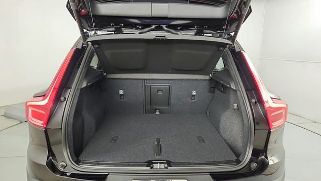 2026 Volvo XC40 Ultra - Photo 39