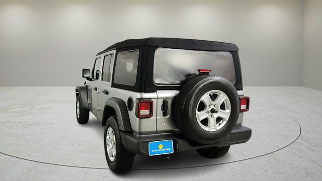 2018 Jeep Wrangler Unlimited Sport 4x4 photo 4