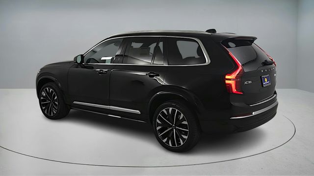2026 Volvo XC90 B5 Plus 7-Seater photo 5