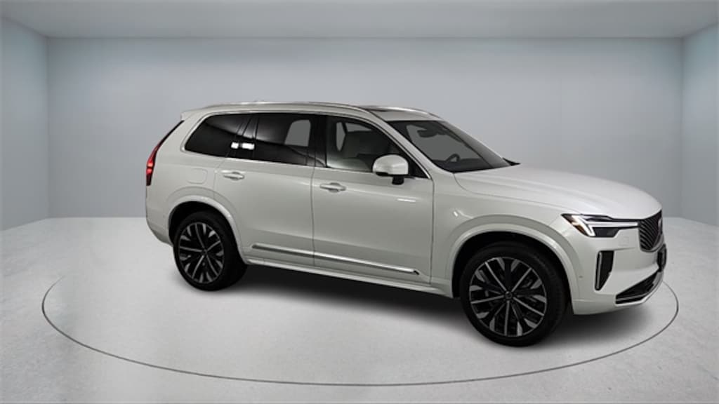 New 2026 Volvo XC90 B6 Plus 7-Seater SUV
