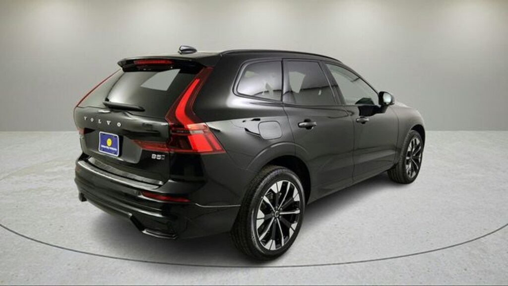 New 2026 Volvo XC60 B5 Plus SUV