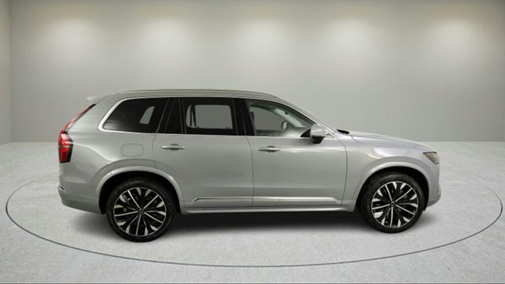 New 2026 Volvo XC90 plug-in hybrid T8 Ultra 7-Seater SUV