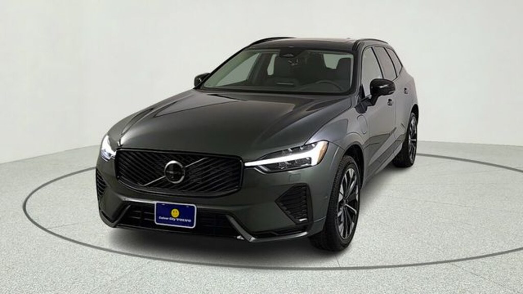New 2026 Volvo XC60 plug-in hybrid T8 Plus SUV