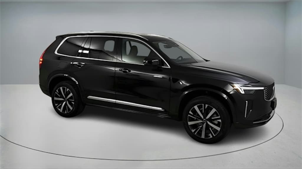 New 2026 Volvo XC90 B5 Core SUV