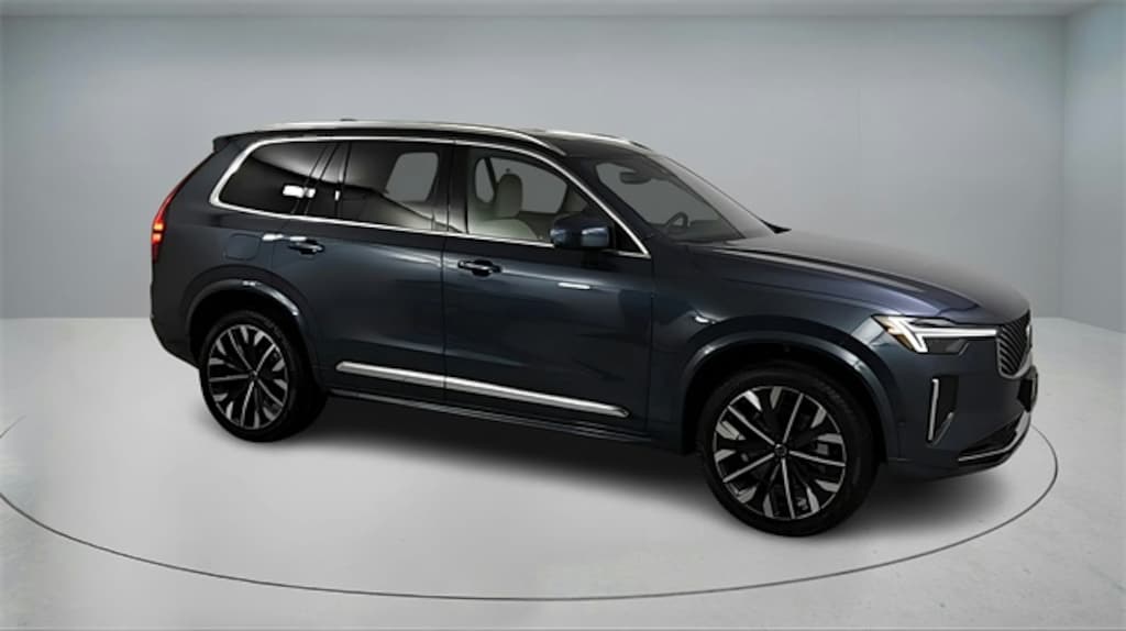 New 2026 Volvo XC90 B6 Plus 7-Seater SUV