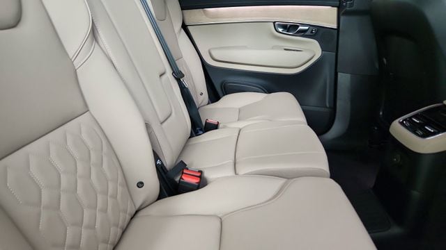 2026 Volvo XC90 Plus - Photo 36