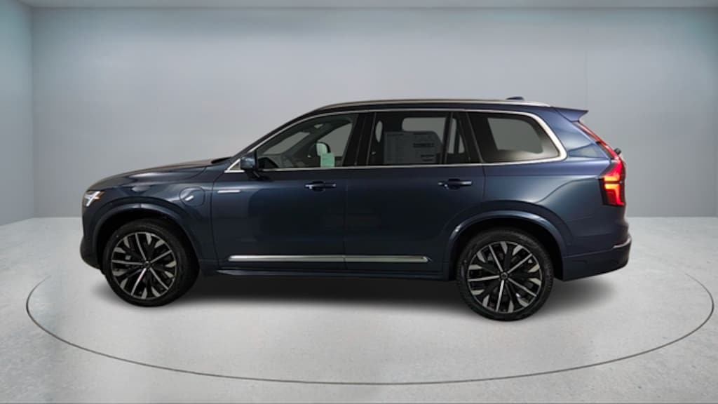 New 2026 Volvo XC90 plug-in hybrid T8 Plus 7-Seater SUV