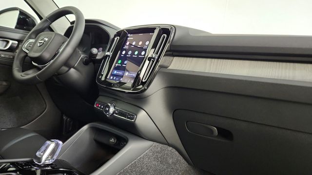 2026 Volvo XC40 Ultra - Photo 35