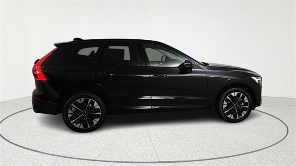 New 2026 Volvo XC60 B5 Plus SUV