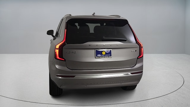 2026 Volvo XC90 B6 Plus 7-Seater photo 4