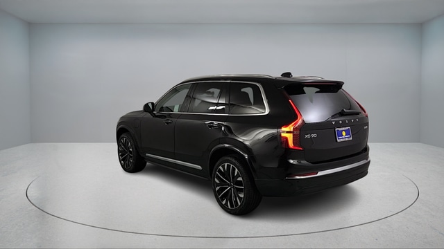 2026 Volvo XC90 plug-in hybrid T8 Ultra 6-Seater photo 4
