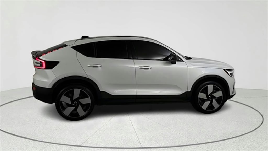 Used 2023 Volvo C40 Recharge Pure Electric Twin Ultimate SUV