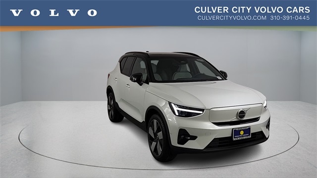 2026 Volvo EX40 Plus's photo