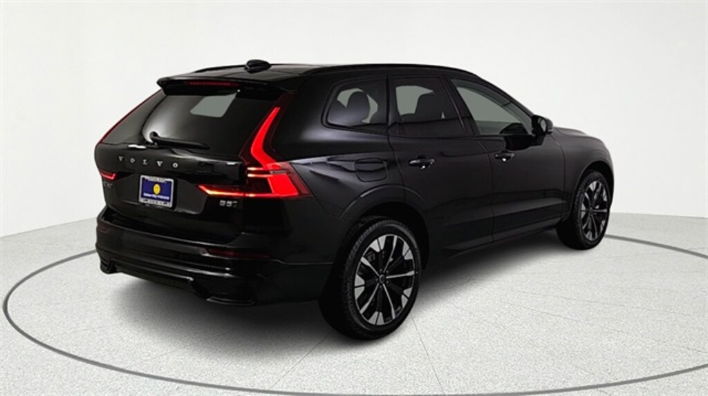 New 2026 Volvo XC60 B5 Plus SUV