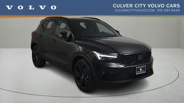 2026 Volvo XC40