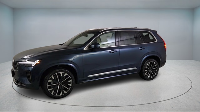 2026 Volvo XC90 B6 Plus 7-Seater photo 2