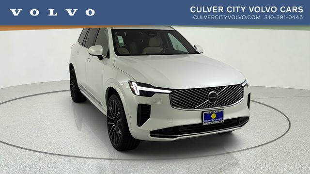 2026 Volvo XC90 Plus