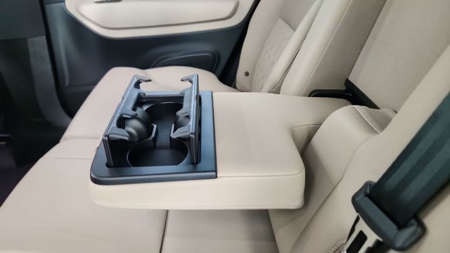 2026 Volvo XC90 Plus - Photo 31