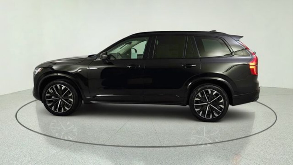 New 2026 Volvo XC90 B6 Ultra Dark Theme 6-Seater SUV