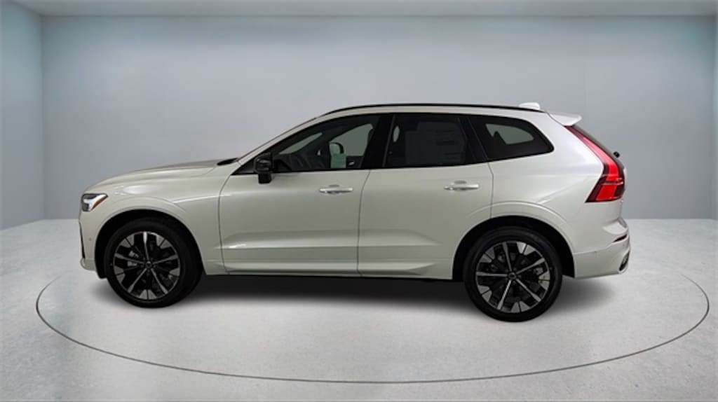New 2026 Volvo XC60 B5 Plus SUV