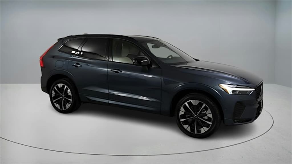 New 2026 Volvo XC60 B5 Plus SUV