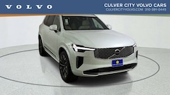2026 Volvo XC90 plug-in hybrid
