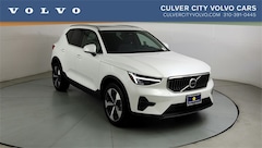 2025 Volvo XC40 B5 Core Bright Theme SUV