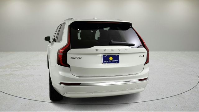 2026 Volvo XC90 B6 Plus 7-Seater photo 4