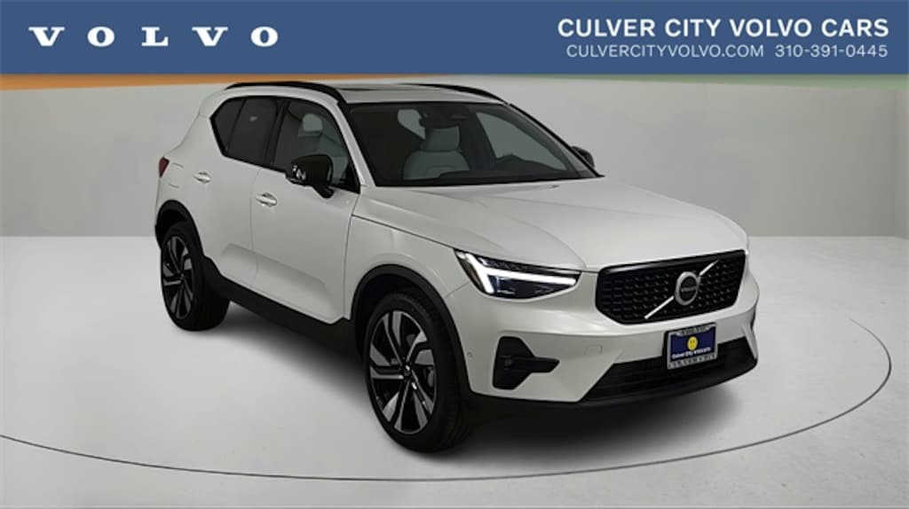 New 2026 Volvo XC40 B5 Ultra SUV