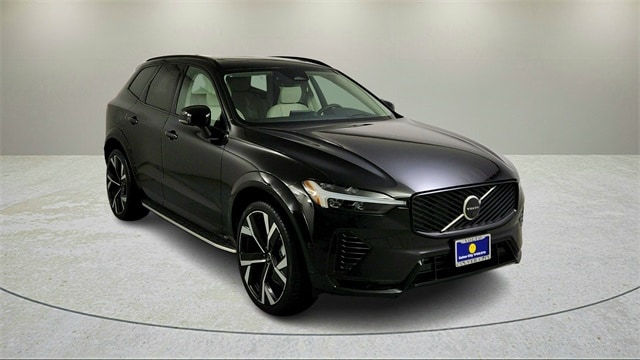 2026 Volvo XC60 Ultra's photo