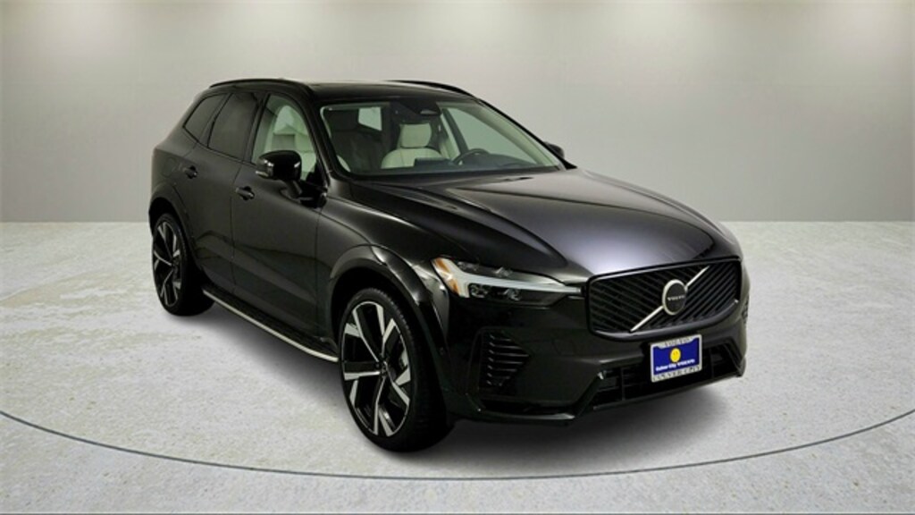 New 2026 Volvo XC60 plug-in hybrid T8 Ultra SUV