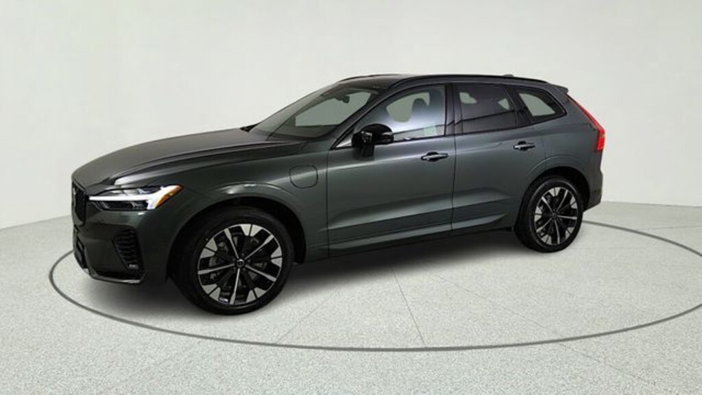 New 2026 Volvo XC60 plug-in hybrid T8 Plus SUV