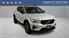 2026 Volvo XC40 B5 Plus AWD SUV