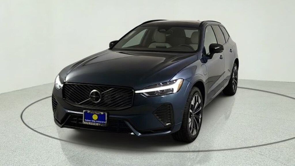 New 2026 Volvo XC60 plug-in hybrid T8 Plus SUV
