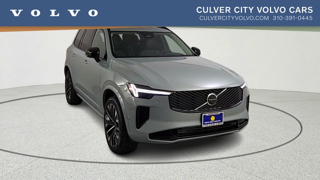2026 Volvo XC90 T8 Recharge Ultra Dark 4WD's photo