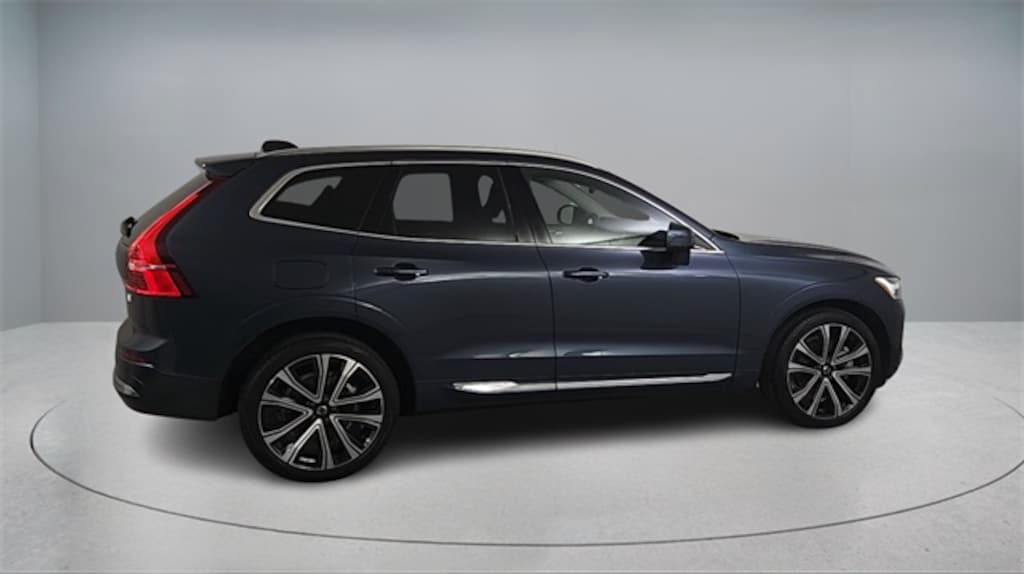 Certified 2023 Volvo XC60 Recharge Plug-In Hybrid Ultimate Bright SUV